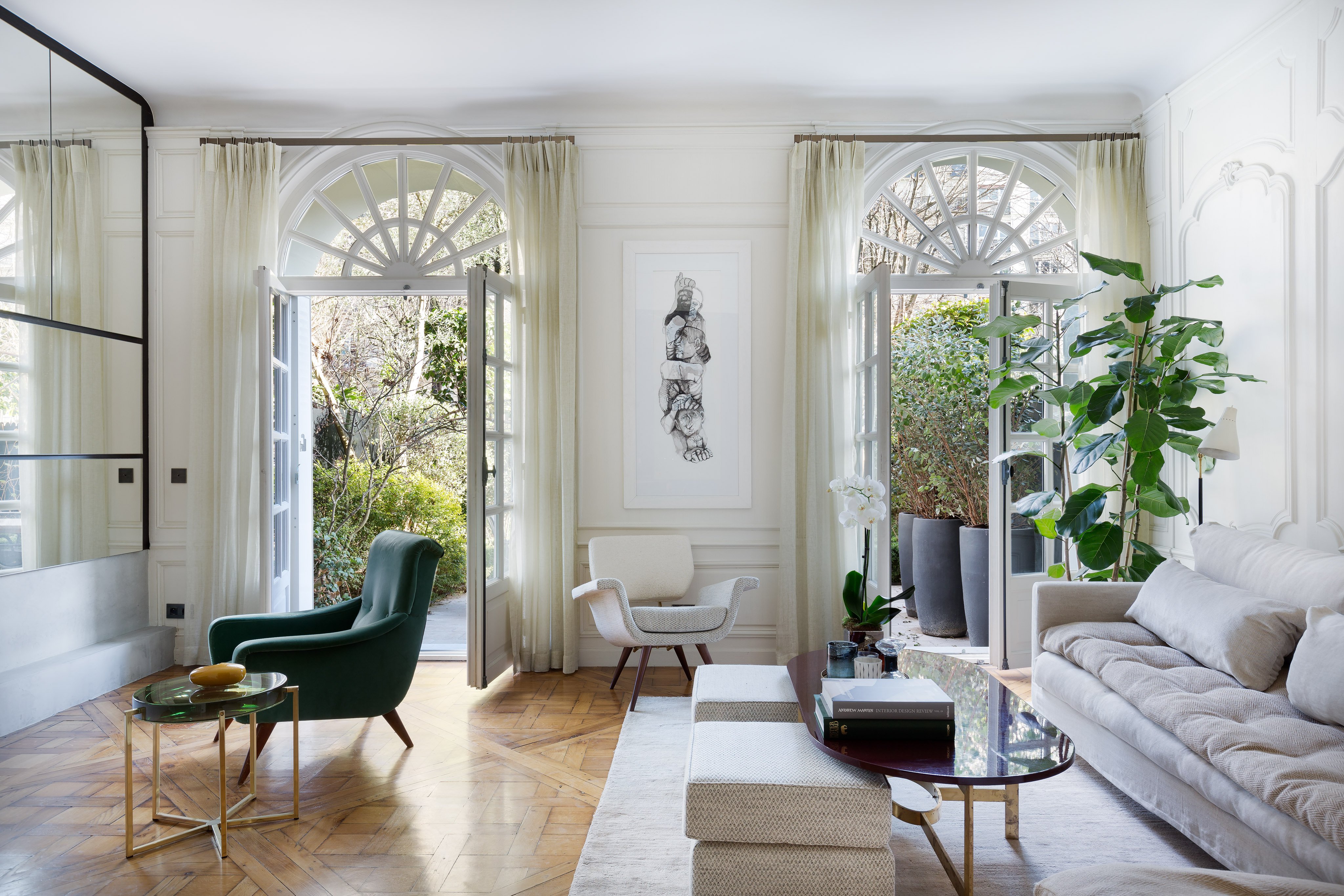 LUXURY REAL ESTATE MORE AND MORE PARISIAN APARTMENTS SOLD WITHIN 48 HOURS